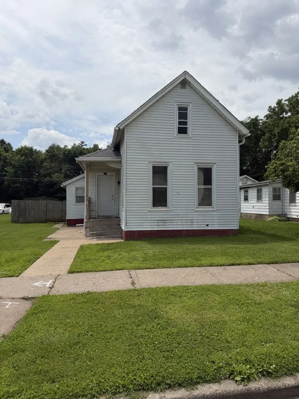 1823 W 6th Street, Davenport