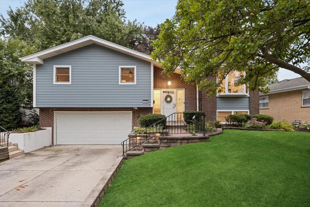 1125 59th Street, Downers Grove