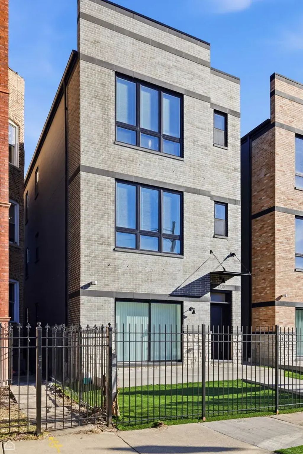 4739 S Indiana Avenue 2, Chicago
