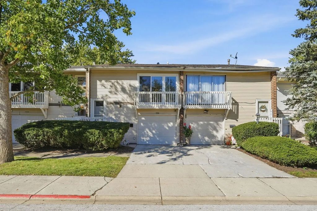 1326 Elder Drive, Aurora