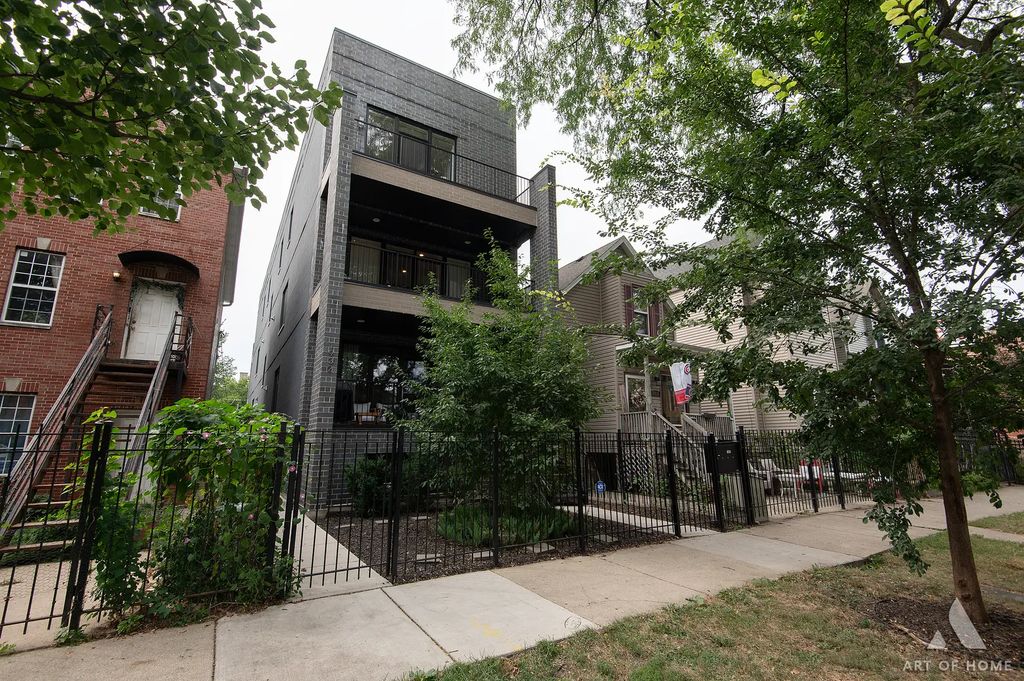 1932 N Drake Avenue 2e, Chicago