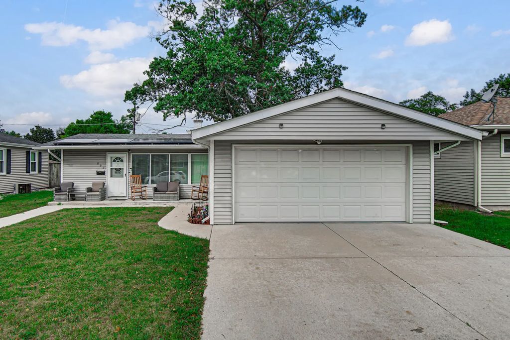 809 Westshire Drive, Joliet