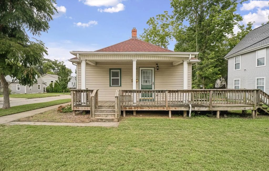 1102 S State Street, Champaign