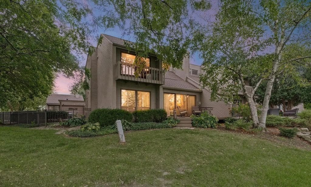 2320 Briar Hill Drive, Champaign