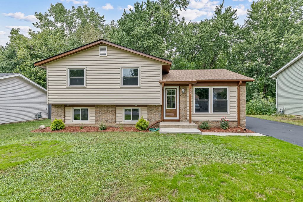 756 Westwind Drive, Bolingbrook