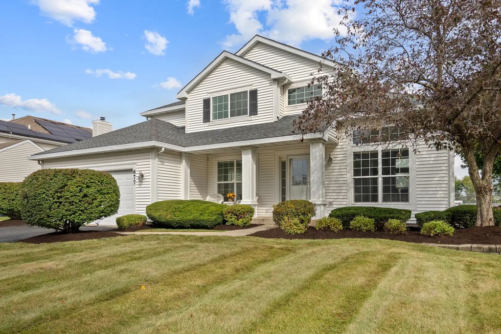 677 Linden Drive, Carol Stream