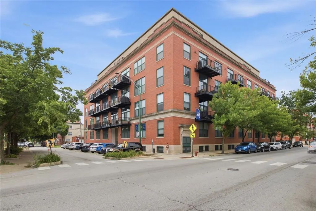 3500 S Sangamon Street 314, Chicago