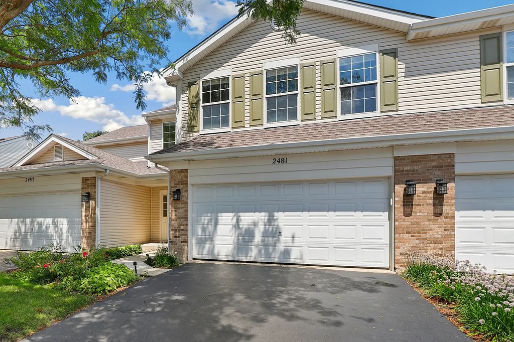 2481 Stoughton Circle, Aurora