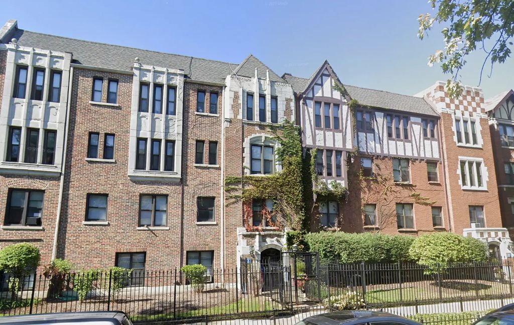 5214 S Woodlawn Avenue 107, Chicago