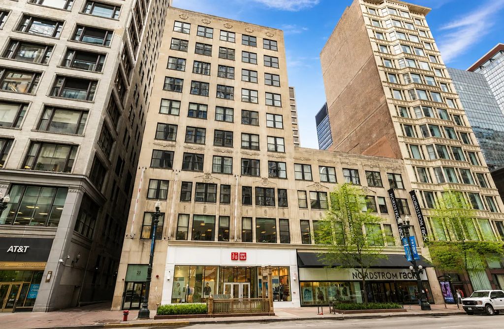 20 N State Street 1013, Chicago