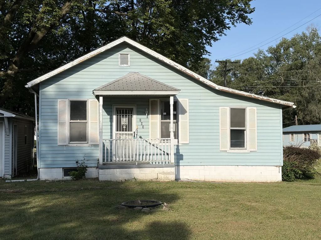 203 S Fuller Street, Kenney