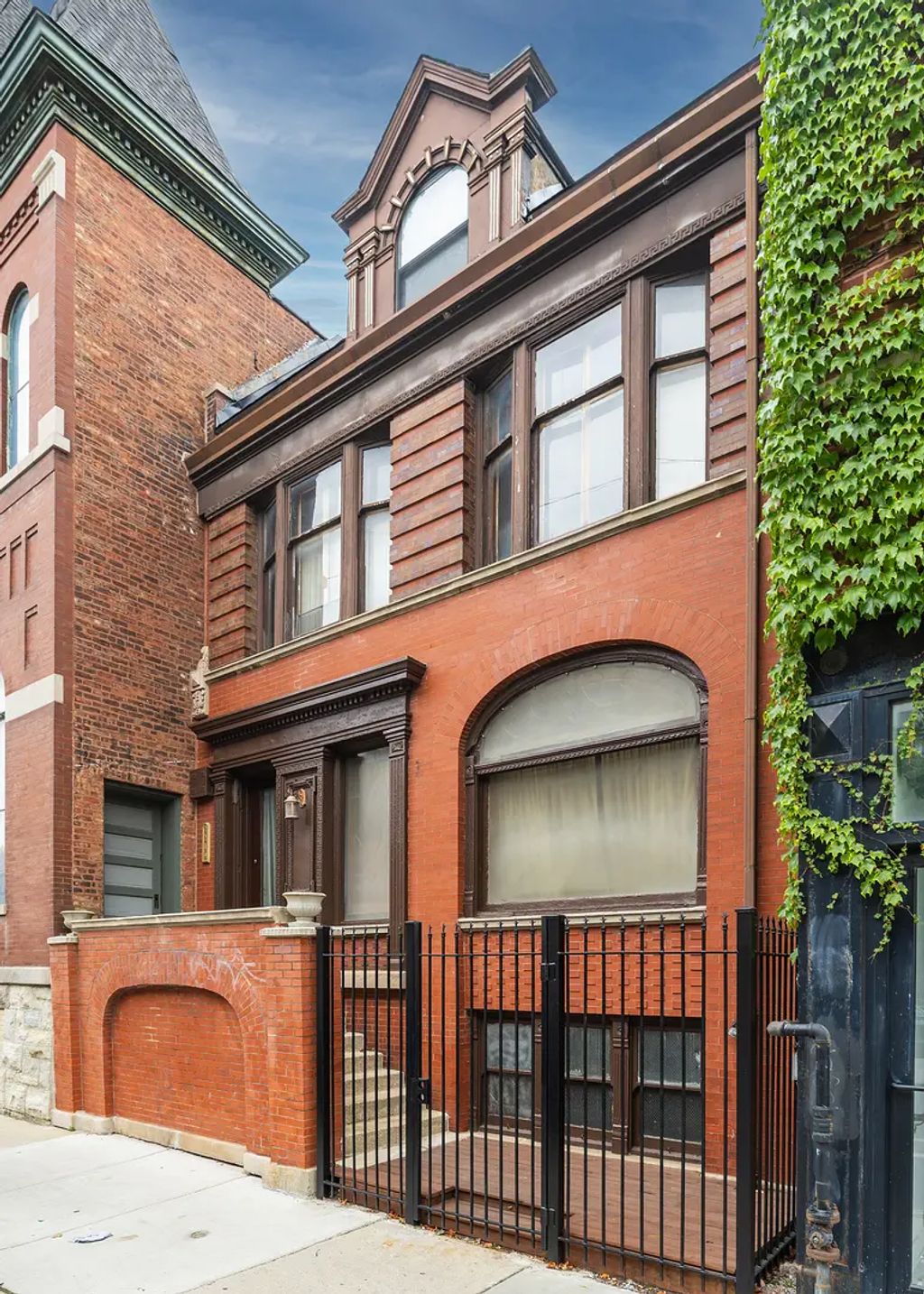 2219 W North Avenue, Chicago