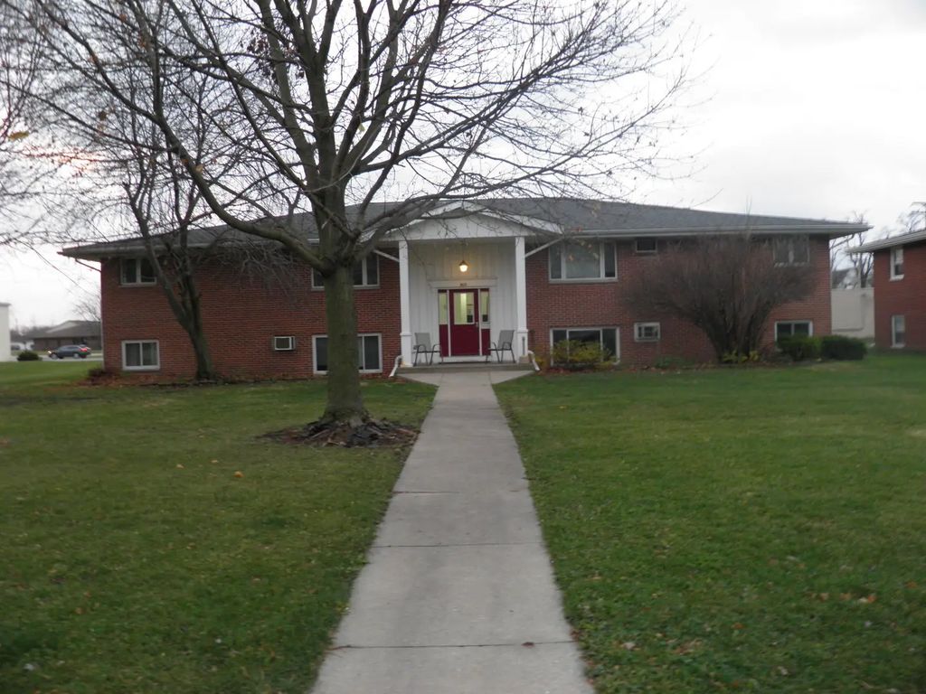 407 E Seminole Street E 1, Dwight
