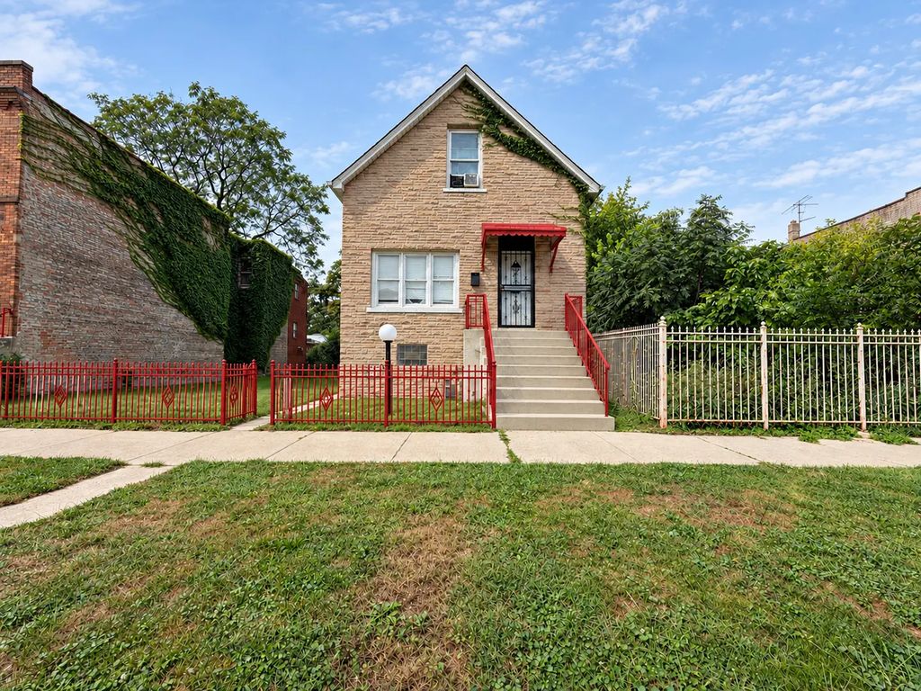 7314 S Green Street, Chicago