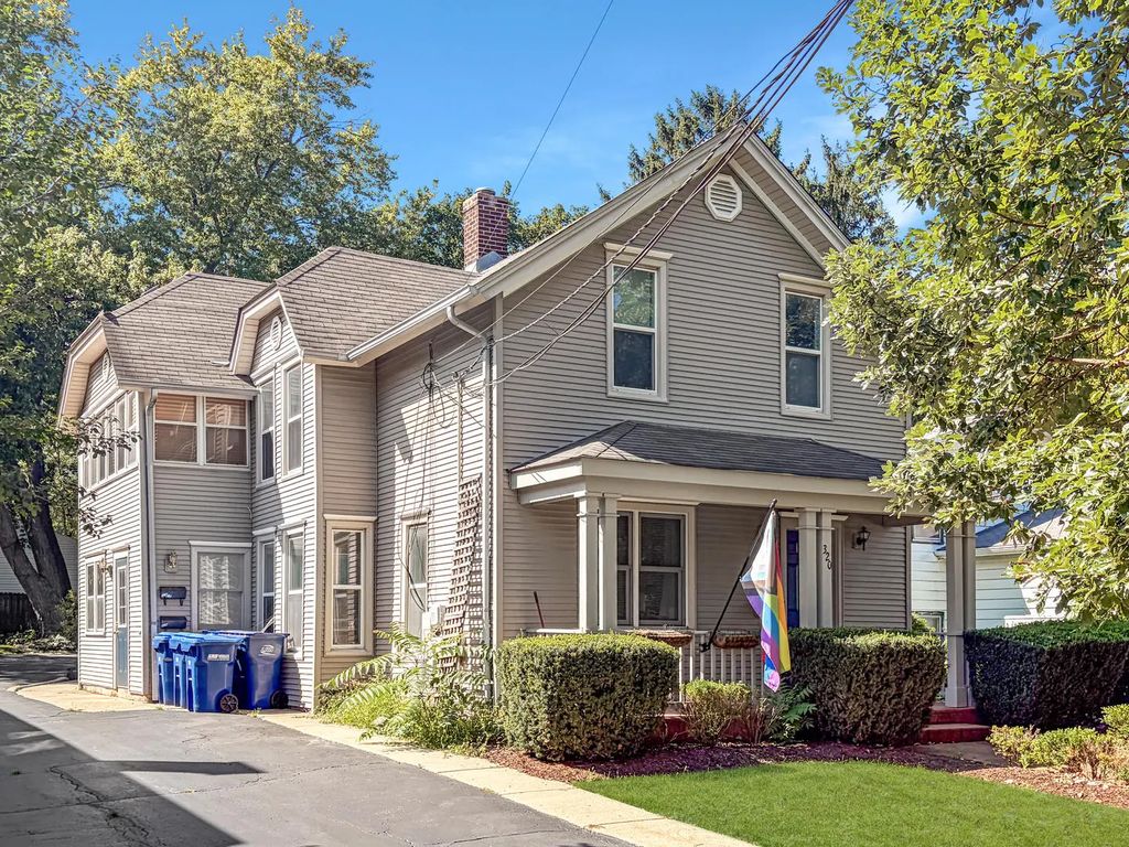 320 N 5th Street A, Geneva