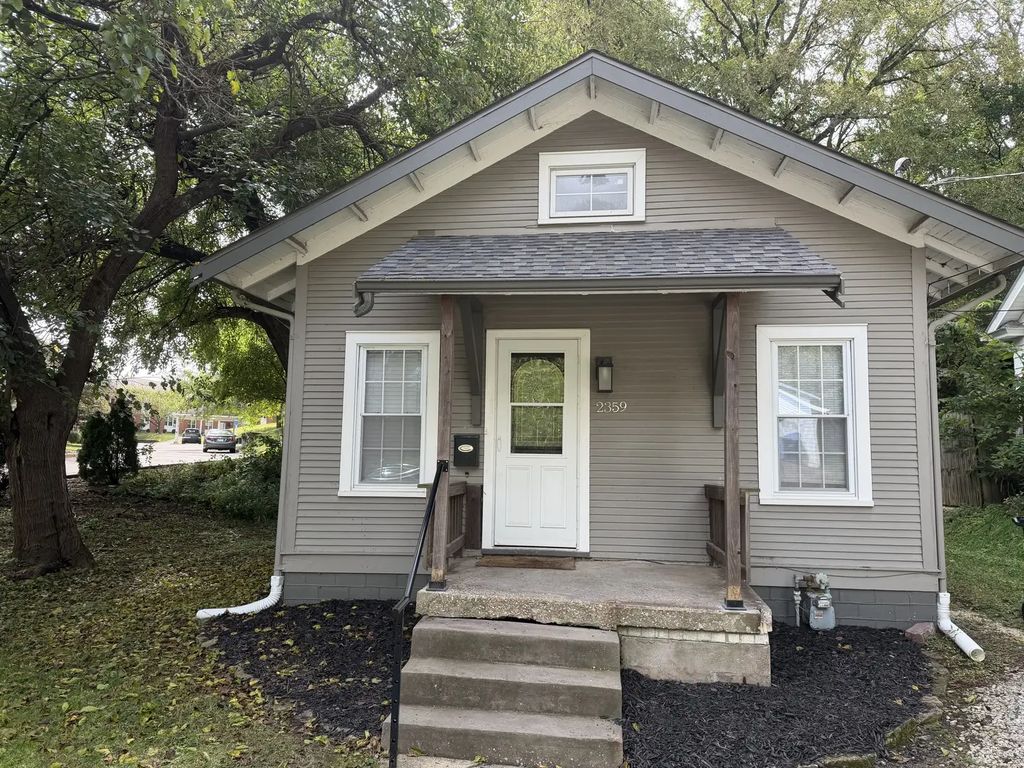 2359 E High Street, Davenport