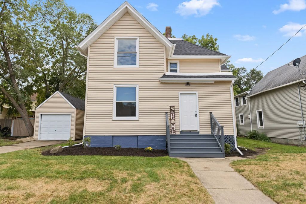 1035 Benton Street, Rockford