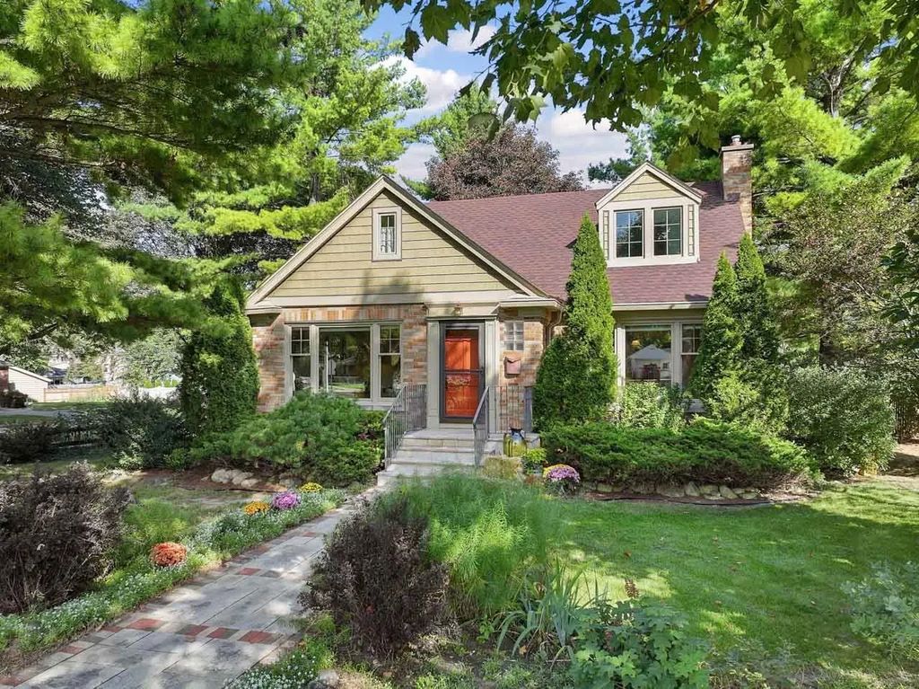 501 S Wille Street, Mount Prospect