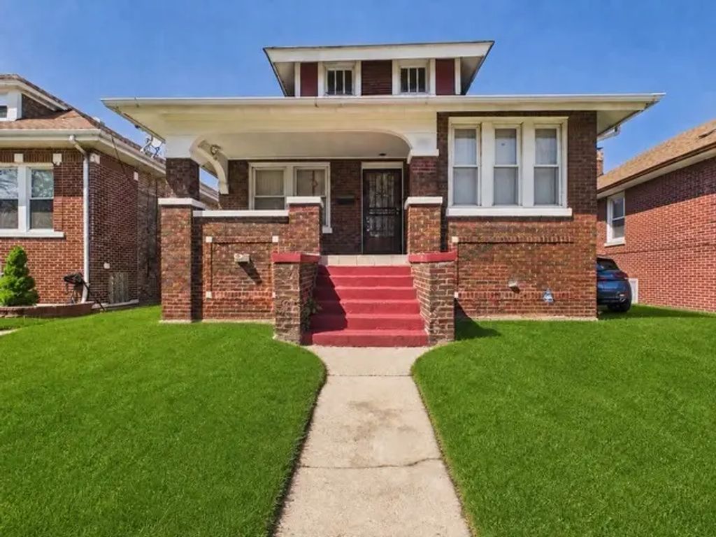 340 156th Place, Calumet City