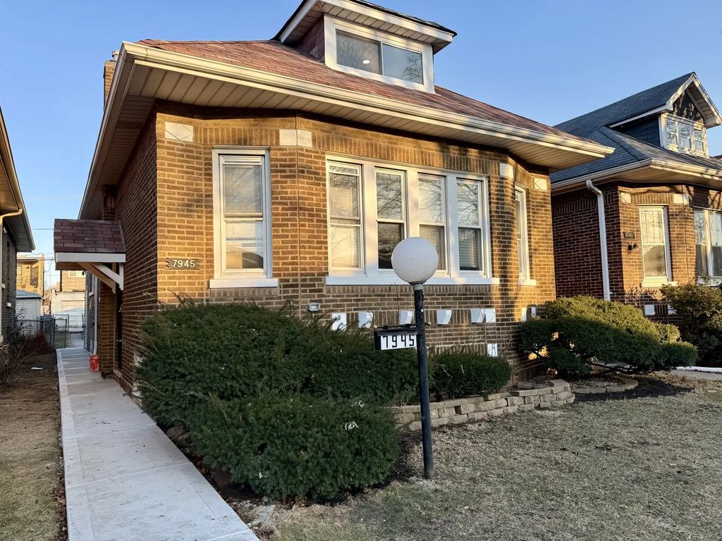 7945 S Perry Avenue, Chicago