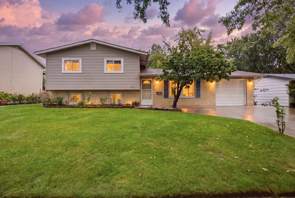 1551 Birch Avenue, Hanover Park