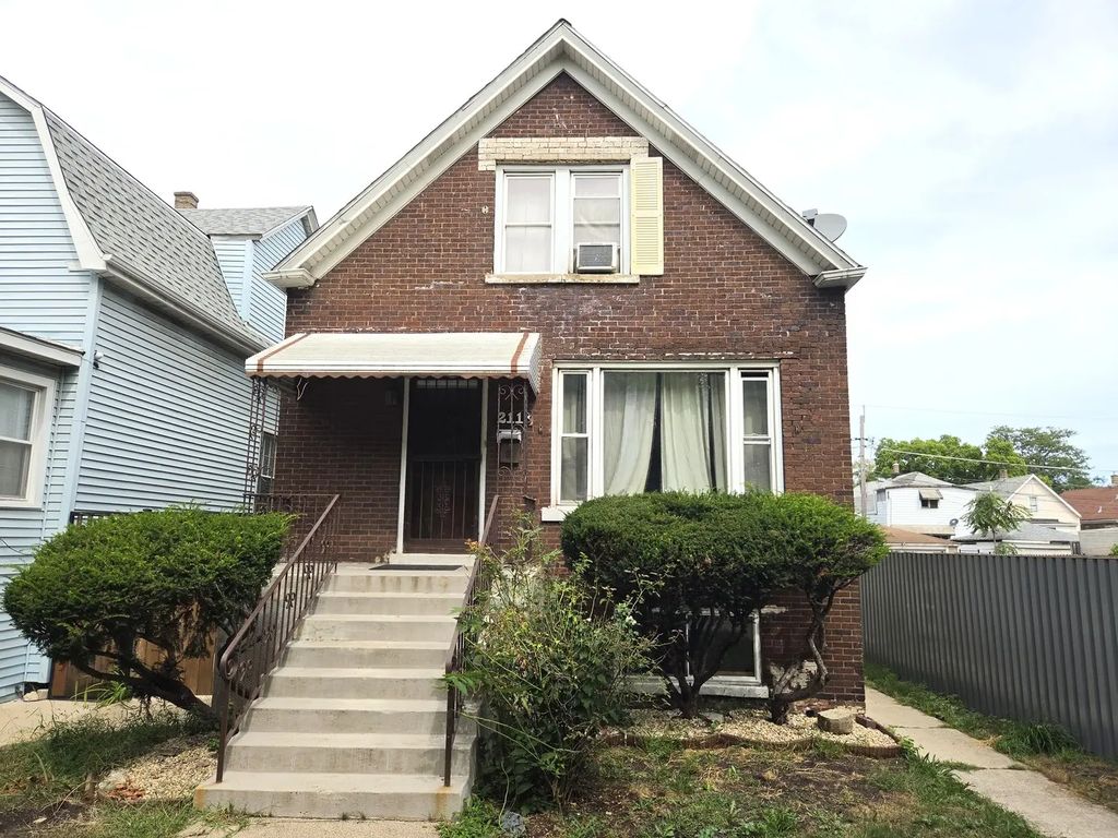 2118 W Garfield Boulevard 1, Chicago