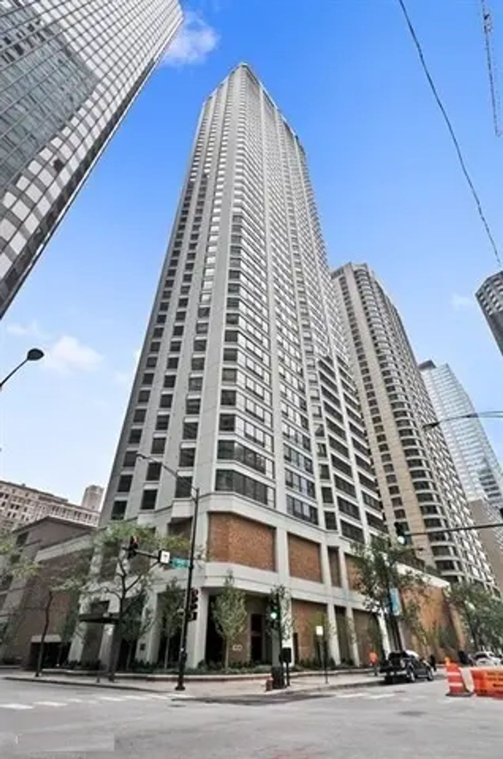 400 E Ohio Street 4402, Chicago, 60611