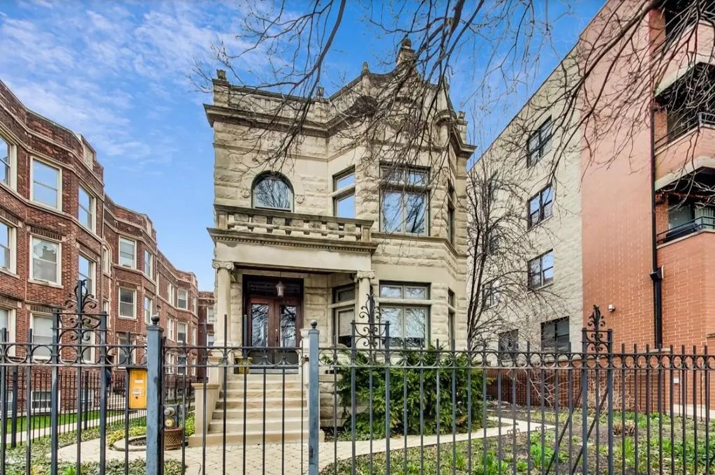 940 W Cuyler Avenue 1, Chicago