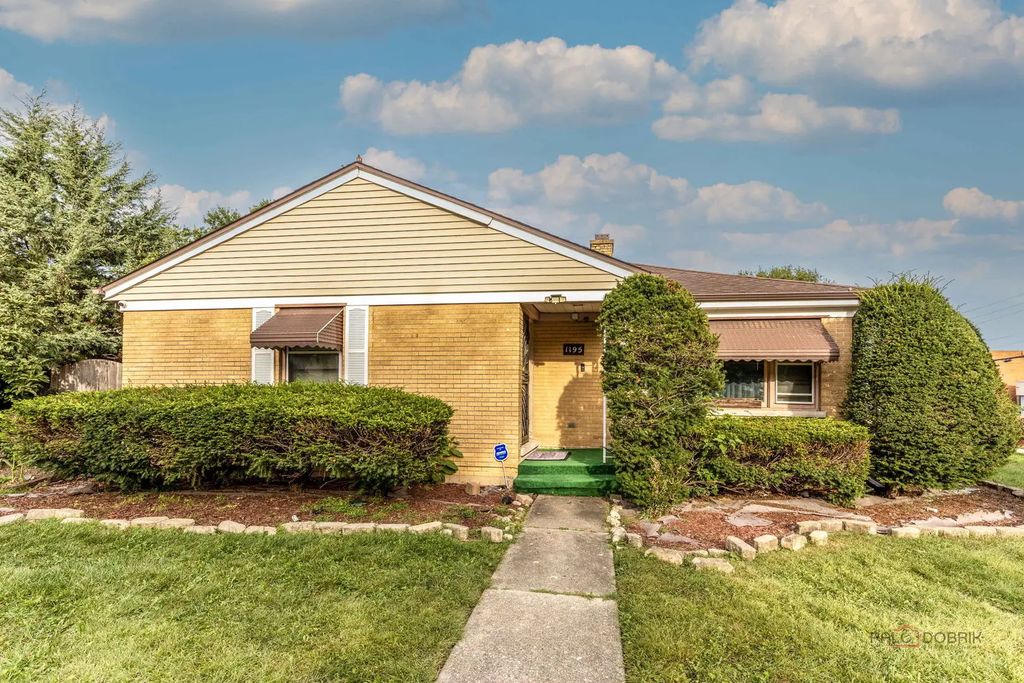 1195 Jeanette Street, Des Plaines