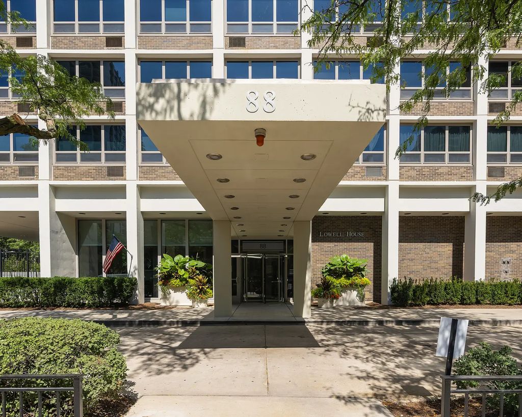 88 W Schiller Street 1003l, Chicago