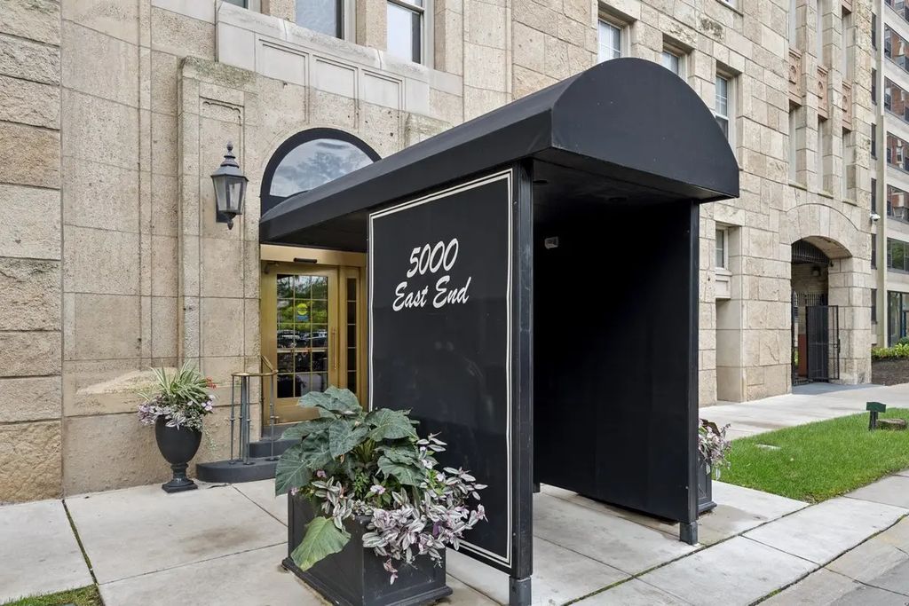 5000 S East End Avenue 15c, Chicago