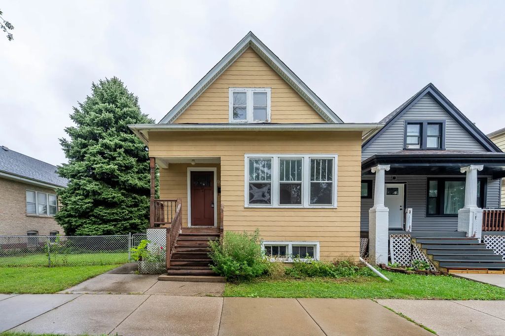 2221 N Lamon Avenue, Chicago