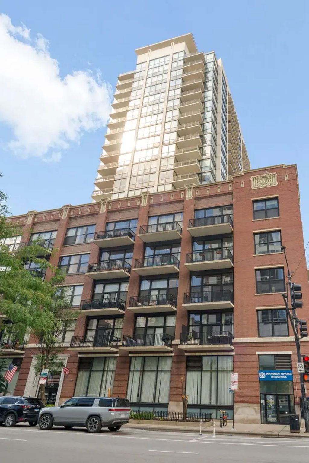 210 S Desplaines Street 1901, Chicago, 60661