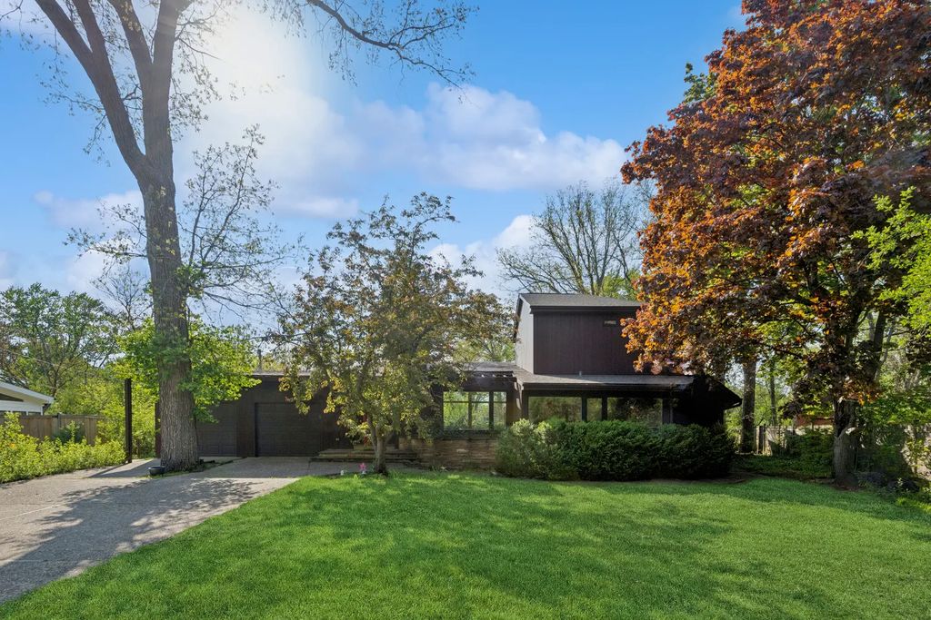 931 Fairview Road, Highland Park