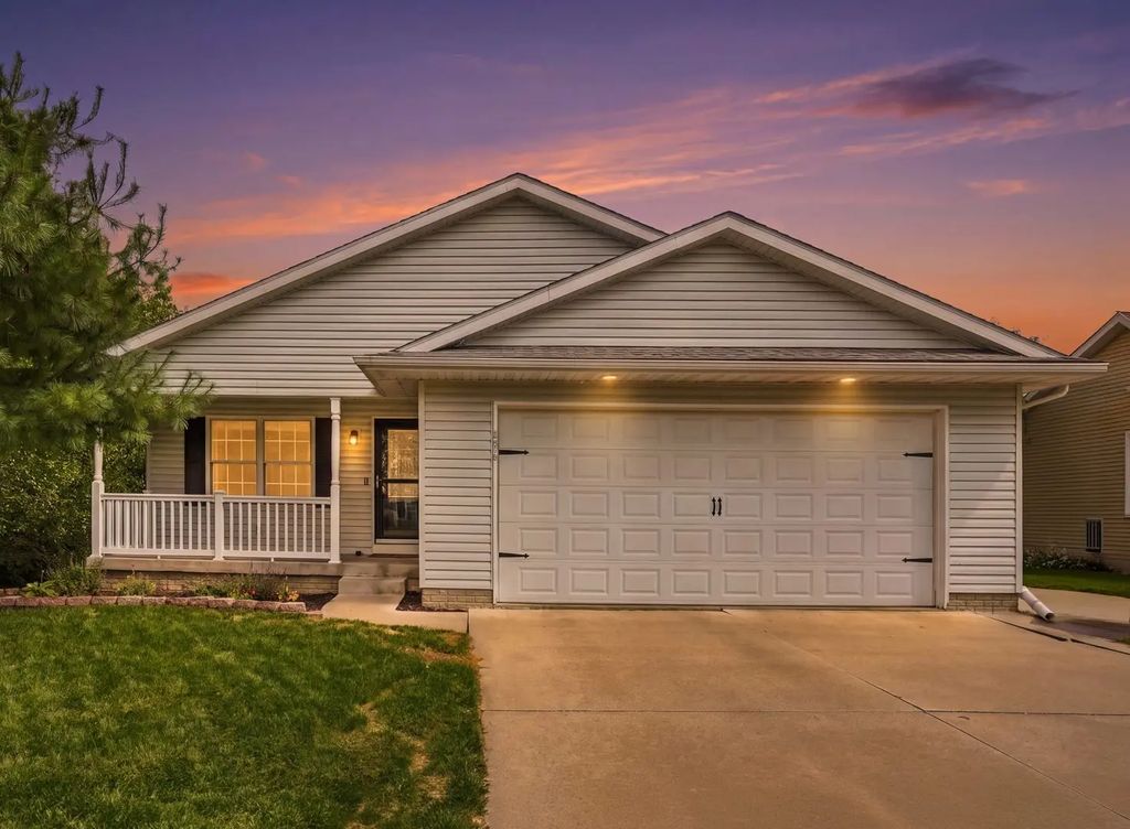 618 Mineral Creek Drive, Colona