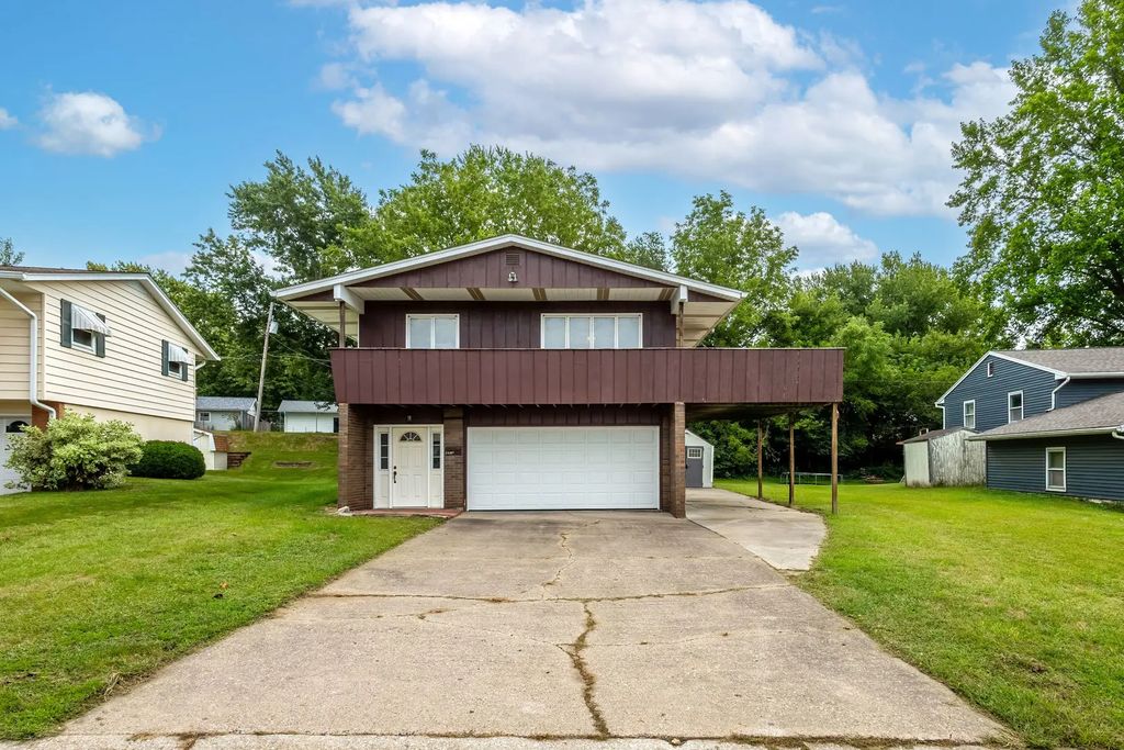 621 11th Street, Silvis