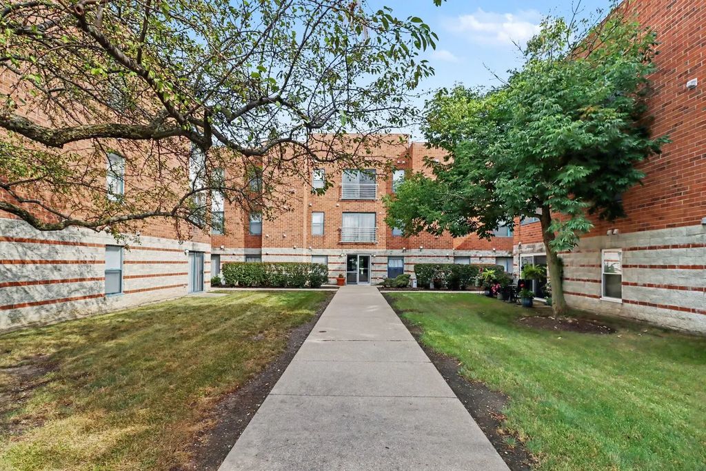 3255 Kirchoff Road 203, Rolling Meadows