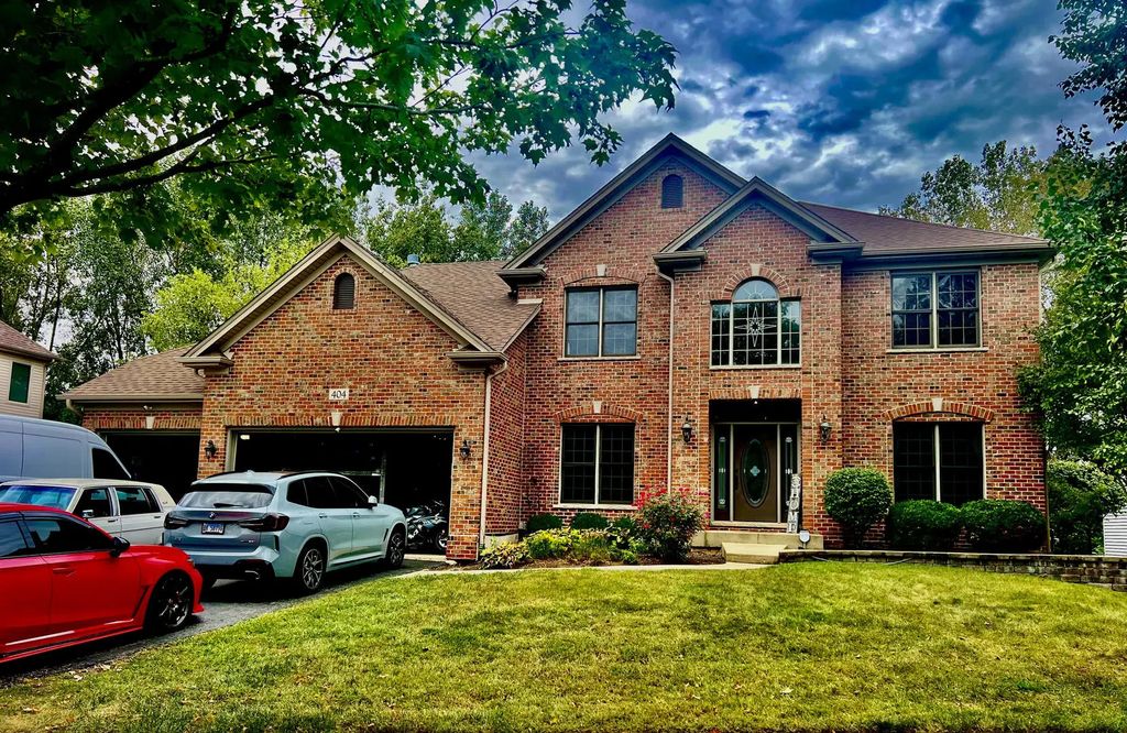 404 Heatherwood Drive, Oswego