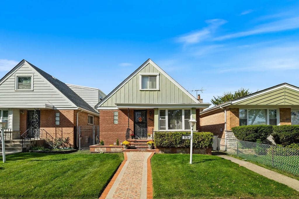 9138 S Emerald Avenue, Chicago