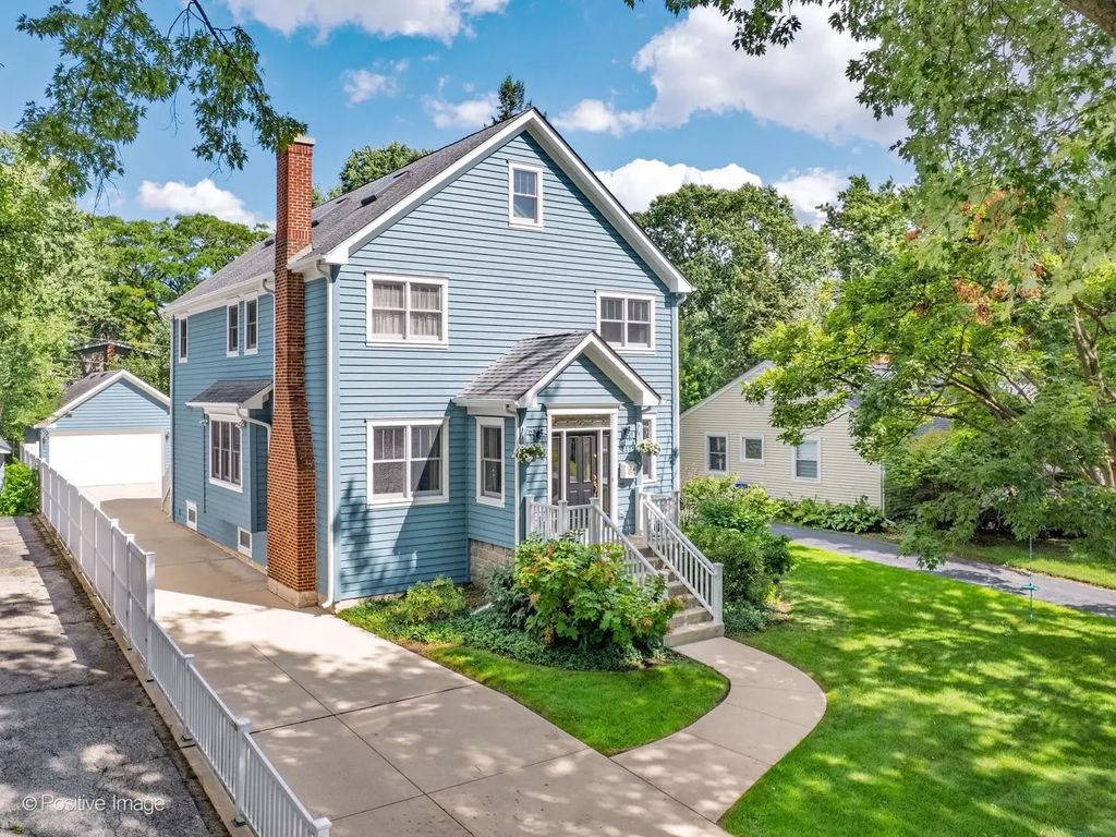 217 S Summit Street, Wheaton