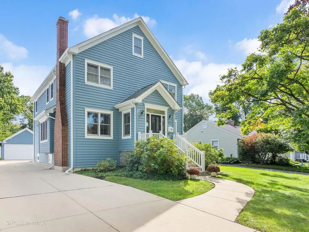 217 S Summit Street, Wheaton