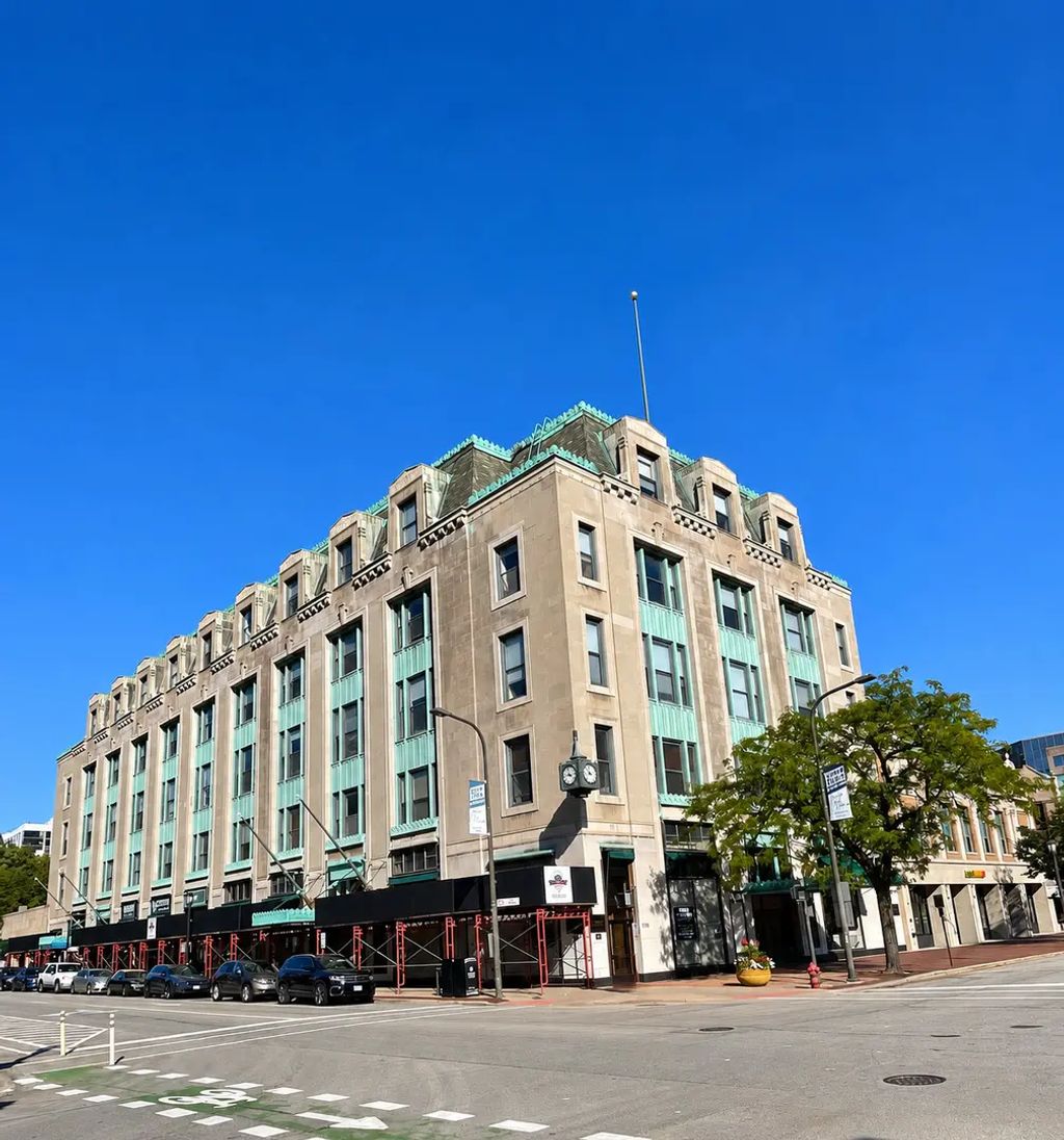 807 Church Street 212, Evanston, 60201
