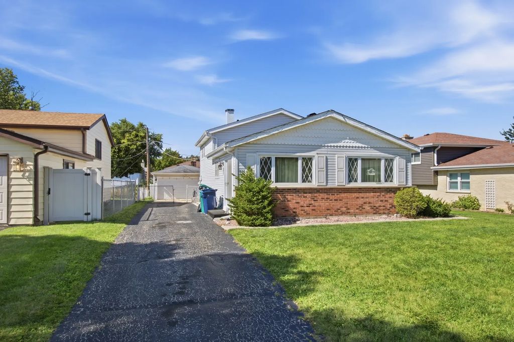 526 N Edgewood Avenue, Lombard