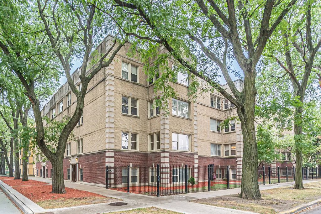 3923 W Ainslie Street 2, Chicago