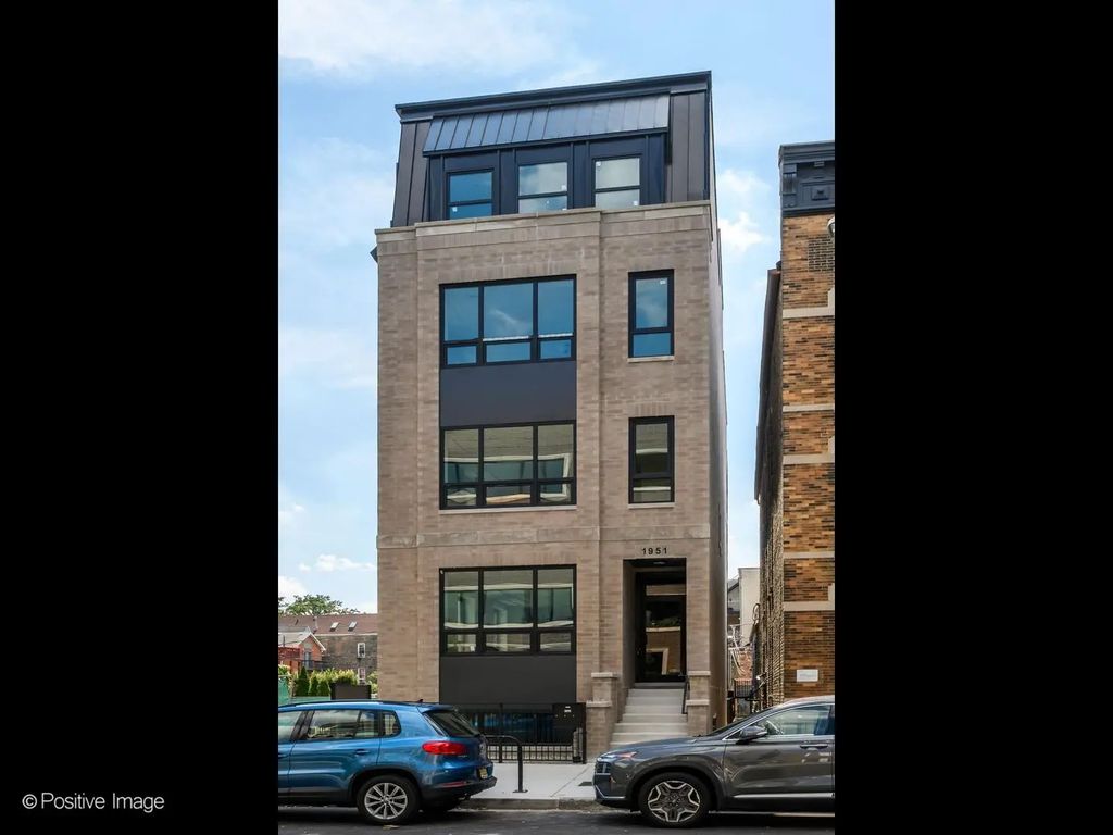 1951 W Dickens Avenue 2, Chicago