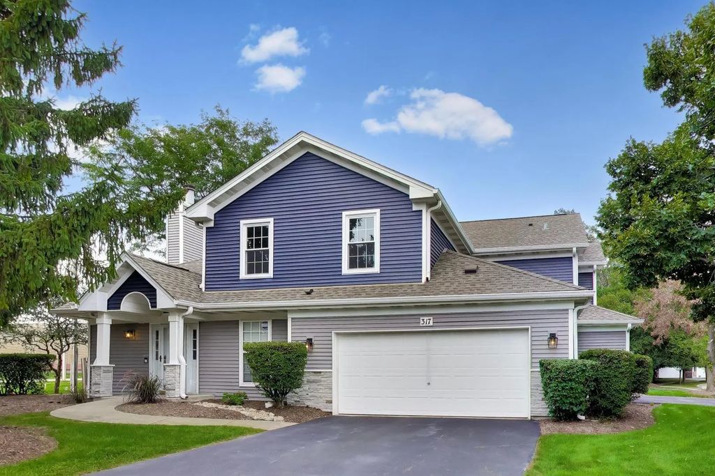 317 E Tall Oaks Lane, Itasca