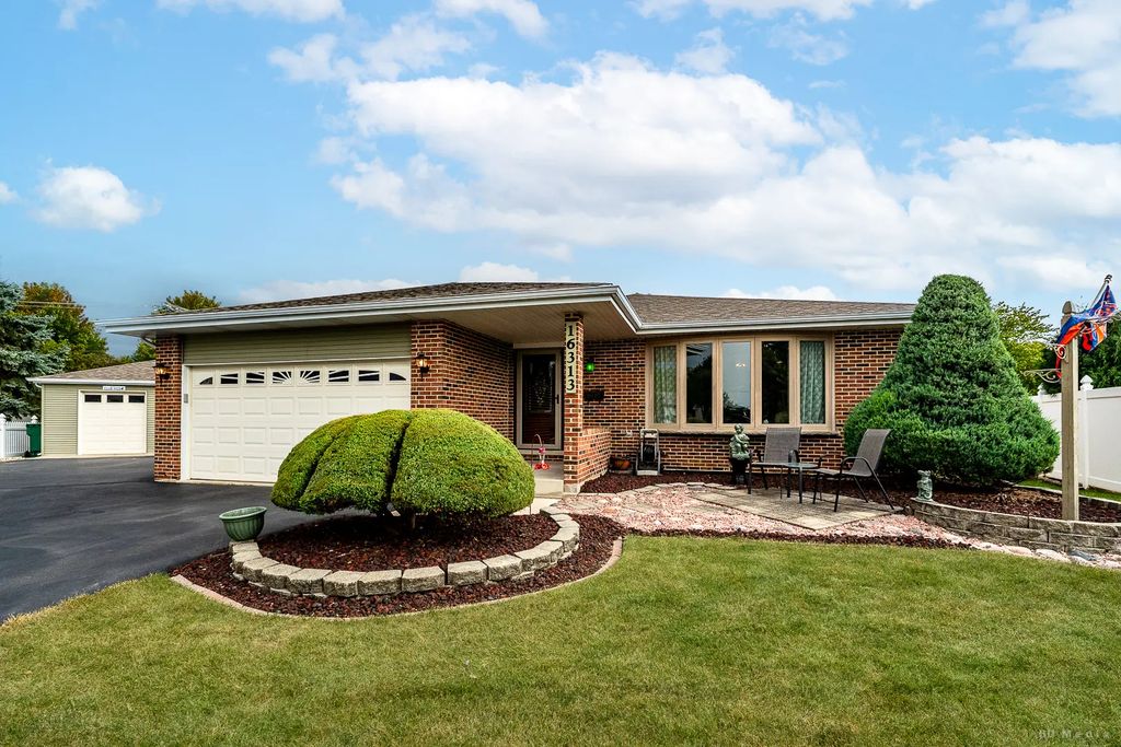 16313 S Jannel Court, Lockport