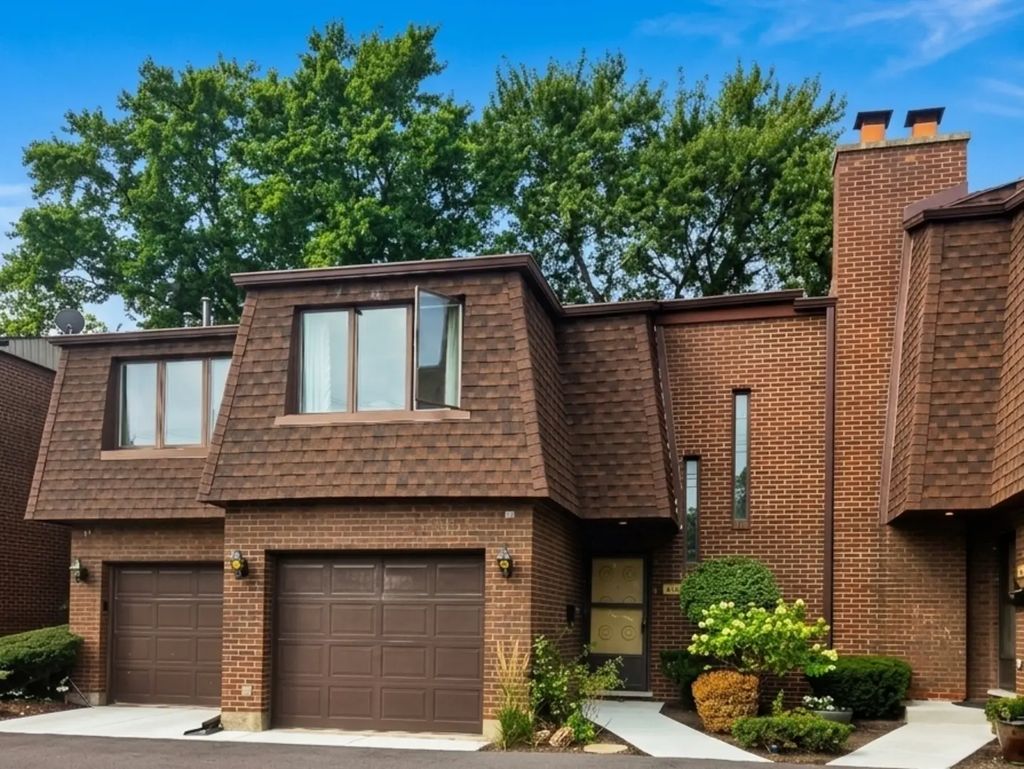 416 S Dee Road, Park Ridge