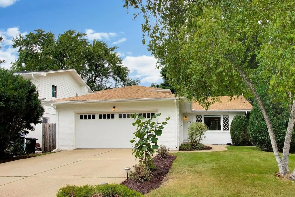717 Cheever Avenue, Geneva