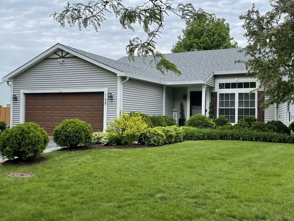 168 Woodlet Lane, Bolingbrook